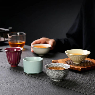 Coffret Asiatique de 5 Tasses à Thé