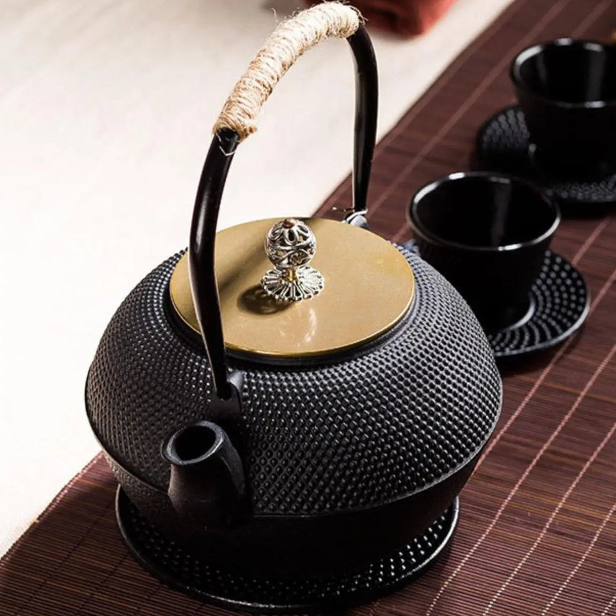 Théière Japonaise en Fonte Empereur 1.2L