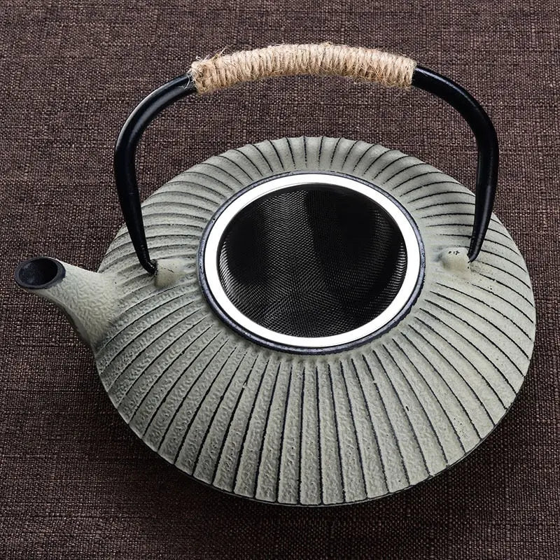 Théière Japonaise en Fonte Plate 800ml