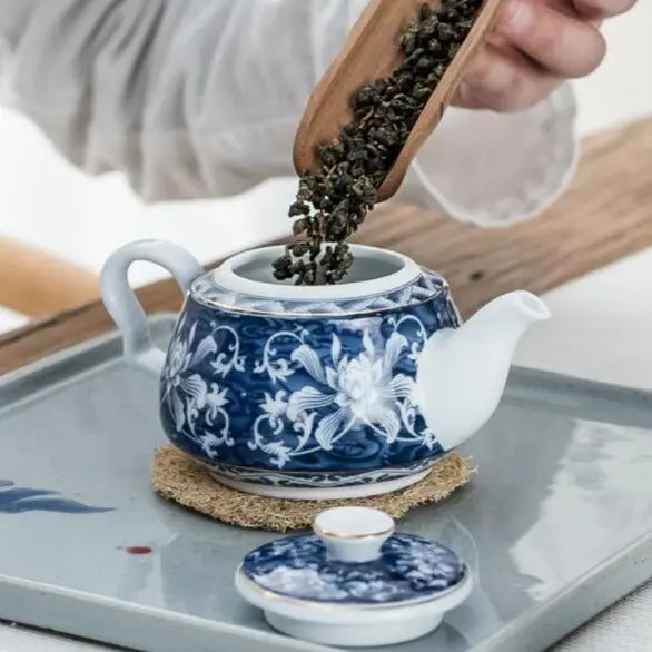 Service À Thé Gaiwan En Céramique Blanche Et Bleue En Porcelaine Service À Thé Gaiwan En Céramique Blanche Et Bleue En Porcelaine