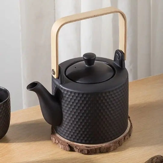 Théière Scandinave en Porcelaine Martelé 900ML